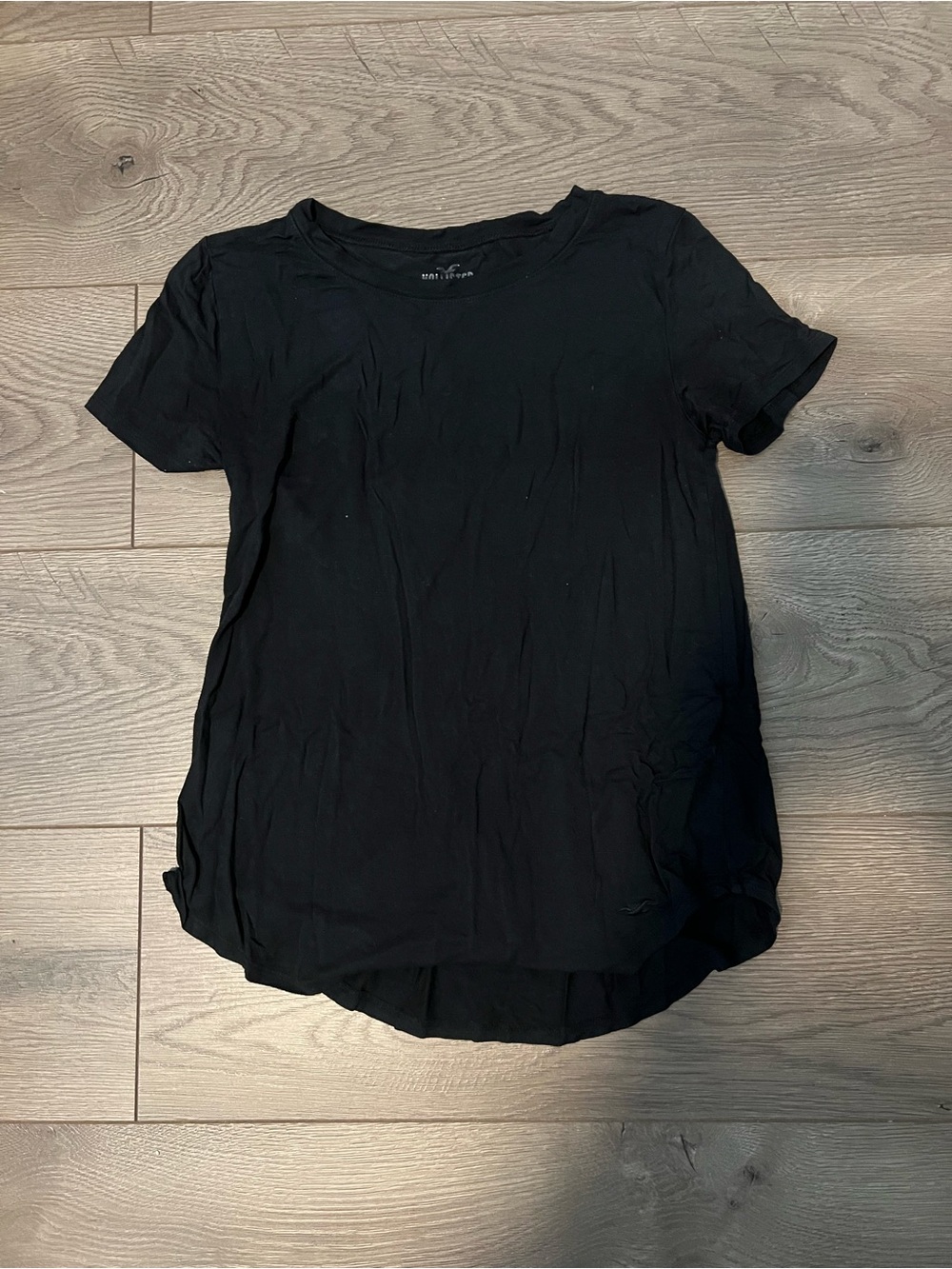 Hollister Black Short Sleeve Crew Tee - Women